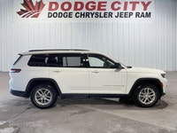SPECIAL OFFER Only 28 Miles! This Jeep Grand Cherokee L boasts a Regular Unleaded V-6 3.6 L/220 engi... (image 6)