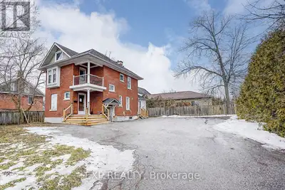 Rare mixed-use commercial leasing opportunity in the heart of Newmarket! This freestanding solid bri...