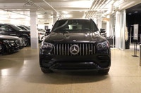 This Mercedes-Benz GLE 63 AMG has a powerful Twin Turbo Gas/Electric V-8 4.0 L/243 engine powering t... (image 2)