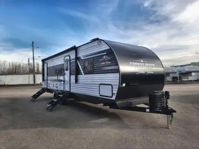 EAST TO WEST Della Terra travel trailer 275BH highlights: Double Bunk Beds Fireplace Outside Shower...