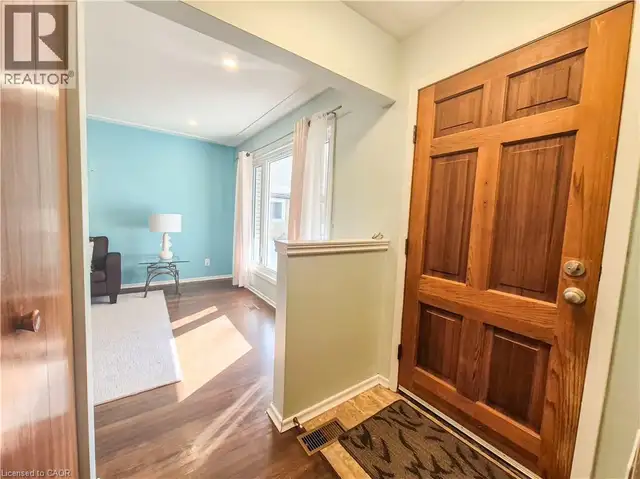 11 DUNCAIRN Avenue Kitchener, Ontario in Houses for Sale in Kitchener / Waterloo - Image 21