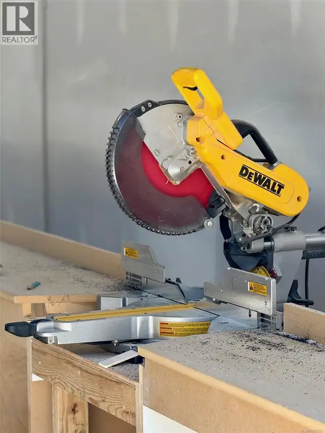 312 4342 West Shore Pkwy Langford, British Columbia in Commercial & Office Space for Sale in Victoria - Image 5