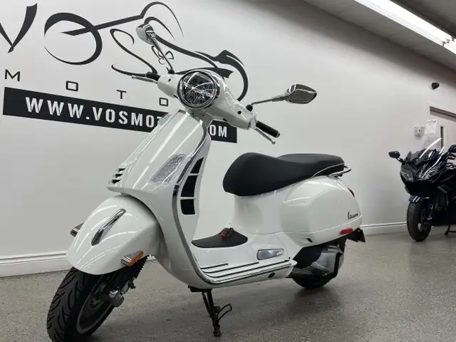 2023 Vespa GTS Super HPE 300 ABS - V5855 - -No Payments for 1 Ye in Scooters & Pocket Bikes in Markham / York Region - Image 7