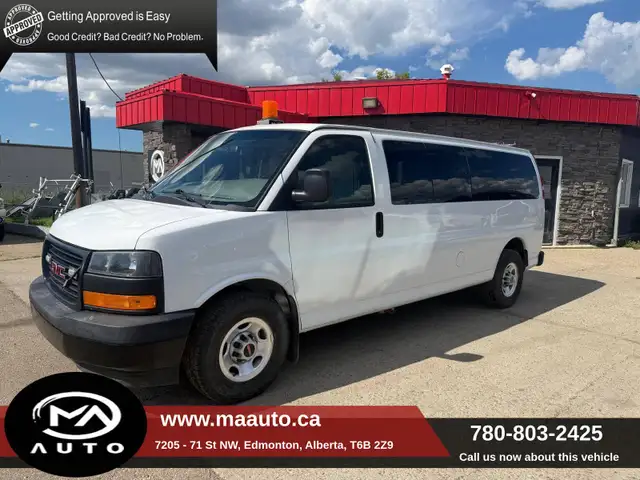 2018 GMC Savana 3500 extended cargo van only 103,000 km !!