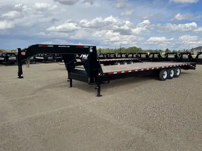 NEW 2026 SWS 8.5 x 32' Gooseneck Trailer Tri Axle 3 x 7000 lb Axles w/ Electric Brakes on all Axles...