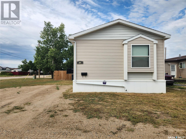 43 106 1st AVENUE SW Weyburn, Saskatchewan in Houses for Sale in Regina - Image 2