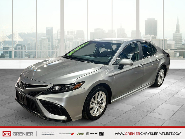 2024 Toyota Camry dans Autos et camions  à Ville de Montréal