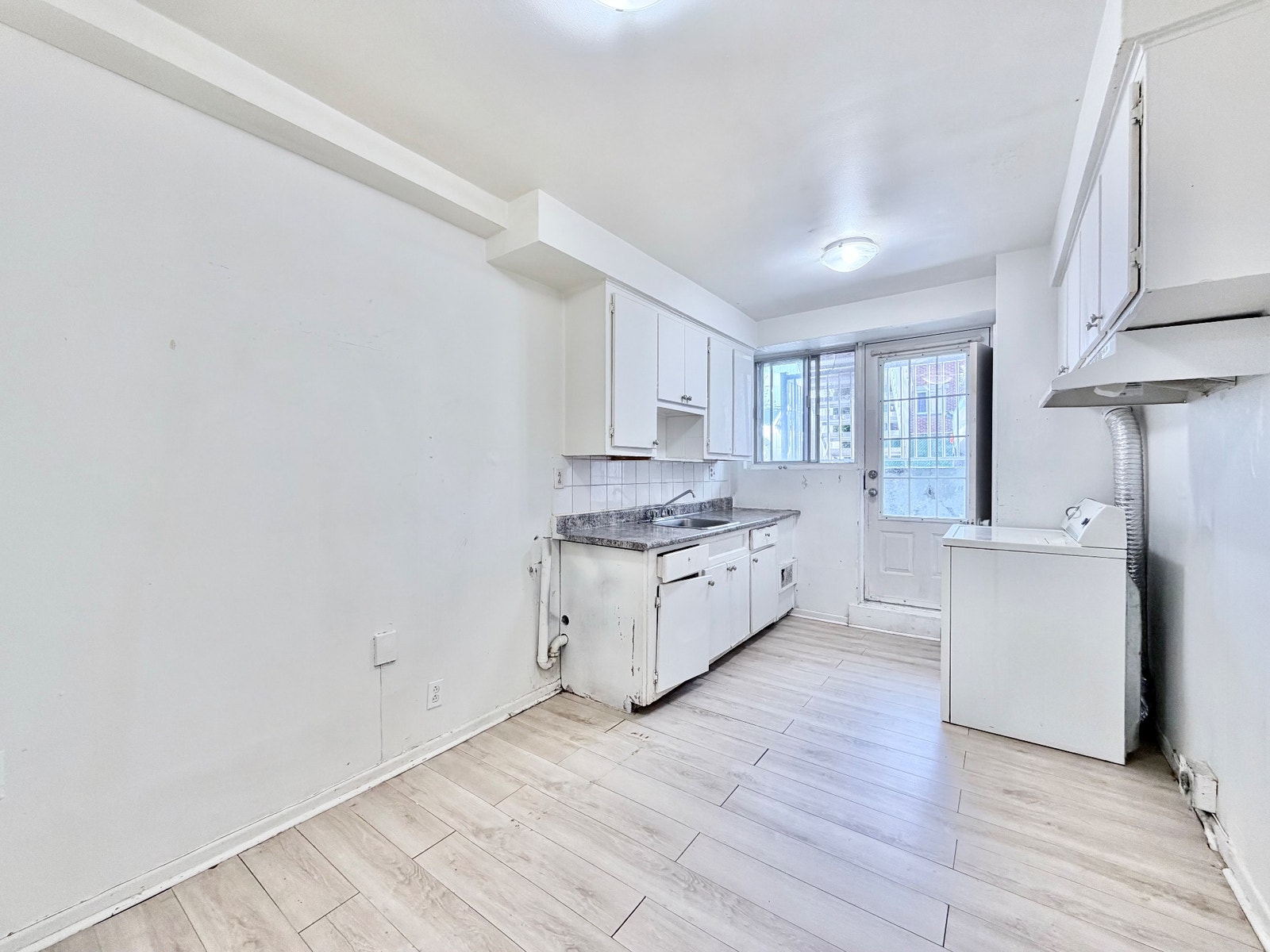 1130 Bossuet — photo 1