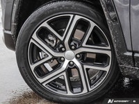 2024 Jeep Compass Limited 4X4. No Accidents! Loaded! LOW KM'S! Equipped with: Forward collision Warn... (image 8)