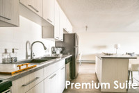 2 Bedroom Premium - 41 Munroe Place *Renovated Suite*
