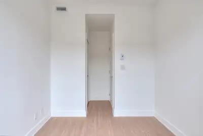 Appartement neuf à louer Plateau-Mont-Royal 2cc, View more