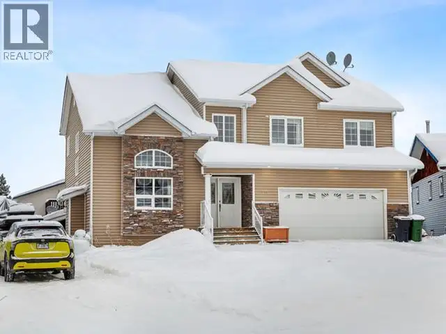 40 STOPE WAY Whitehorse, Yukon in Houses for Sale in Whitehorse - Image 3