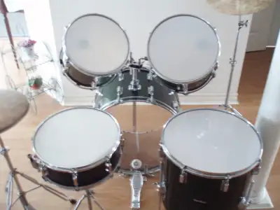 DRUM SET  - COMPLETE SET UP, View more