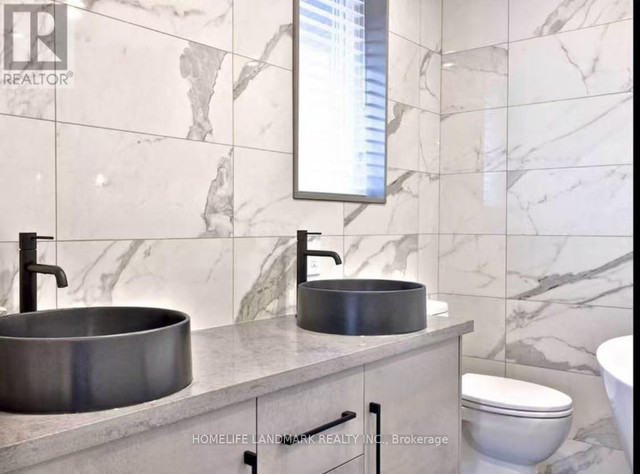 MAIN FLOOR - 62 ELMSTHORPE AVENUE Toronto (Forest Hill South), O in Long Term Rentals in City of Toronto - Image 4