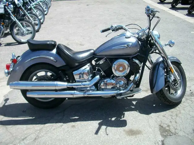 2007 Yamaha V Star® 1100 in Street, Cruisers & Choppers in City of Toronto - Image 2