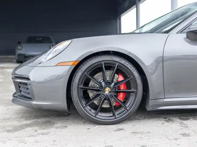 2024 Porsche 911 Carrera 4S in Cars & Trucks in London - Image 7