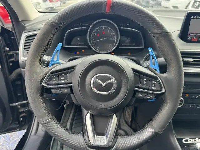 2018 Mazda Mazda3 GT Auto in Cars & Trucks in Longueuil / South Shore - Image 19