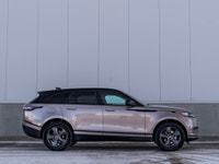 CARGET AUTOMOTIVE is thrilled to offer this 2022 Land Rover Range Rover Velar P250 S, a sleek and mo... (image 5)