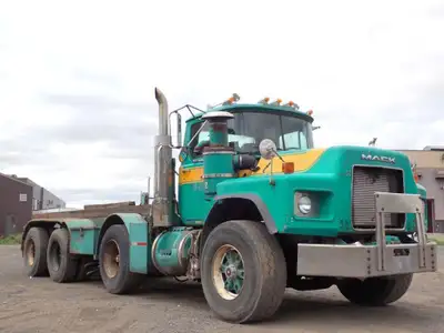 2002 Mack RB688S Mack RB688S 2002 2002 Mack RB688S maintenant disponible chez Camions Lussicam à Sai...