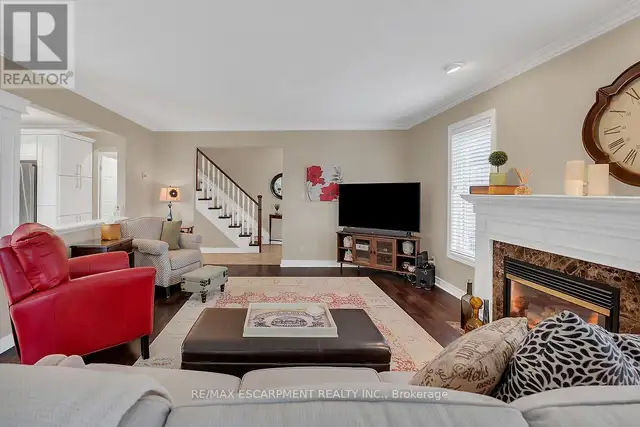 6D BROWN DRIVE St. Catharines (Rykert/Vansickle), Ontario in Houses for Sale in St. Catharines - Image 7