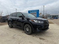 IIHS Top Safety Pick+. This Toyota Highlander boasts a Regular Unleaded V-6 3.5 L/211 engine powerin... (image 4)