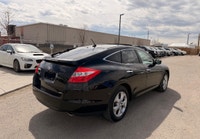 2010 Honda Crosstour EX-L 4WD | 224,549 KM Backup Camera, Sunroof, Leather Seats, Leather Steering W... (image 3)
