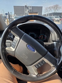 2010 Ford Fusion SEL Year: 2010 Make: Ford Model: Fusion Mileage: 215,489 Km Transmission: Automatic... (image 9)