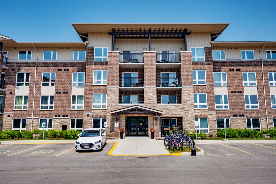 The Suites at Summerside Apartments - Hampton Apartment for Rent 2