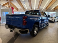 AMVIC Licensed Dealer A fresh take on a classic workhorse, this 2025 Chevrolet Silverado 1500 Crew L... (image 8)