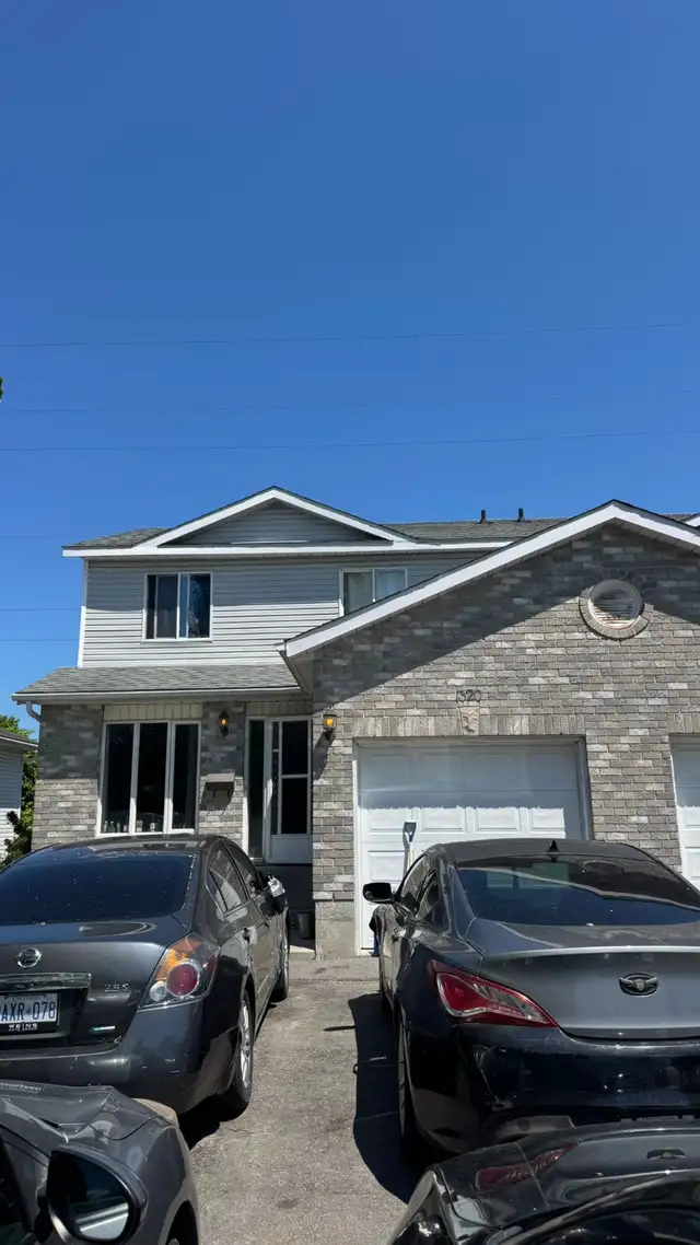 3 bed and 2.5 bath semi detached with finished walk out basement