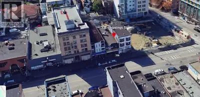 Prime mixed-use investment opportunity at 334-336 E Hastings St, Vancouver, BC.This well-maintained...