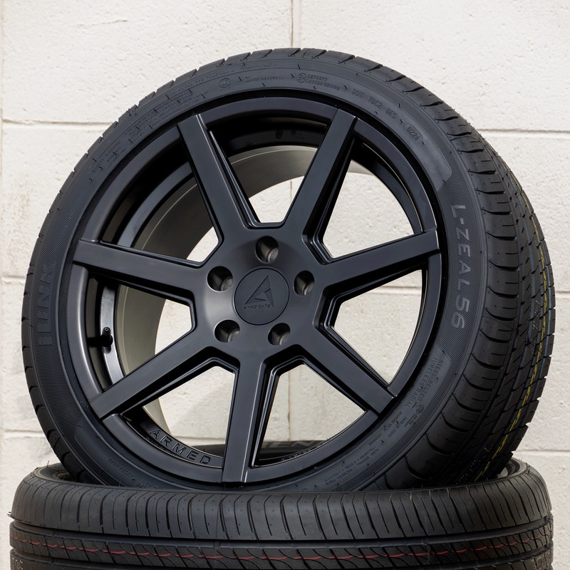 BRAND NEW! MATTE BLACK 17