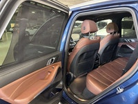 FEATURING : TWINPOWER TURBO, XDRIVE AWD, HEADS UP DISPLAY, PANORAMIC ROOF, DIGITAL GAUGE CLUSTER NAV... (image 6)