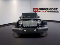 Jeep Wrangler Sahara 2017 - 2 TOITS / DÉMARREUR / CAMÉRA DE RECUL Vous cherchez un Jeep Wrangler Sah... (image 1)