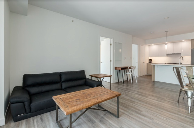 2BR Apartment at SODO!!!! Furnished, Utilities & Wifi Incl. in Short Term Rentals in Calgary - Image 4