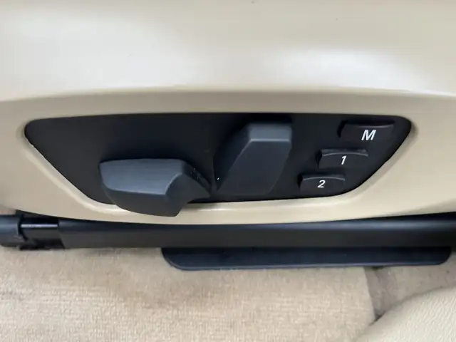 2012 BMW X3 28i in Cars & Trucks in Kitchener / Waterloo - Image 12