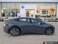 Experience cutting-edge efficiency and advanced comfort in the 2025 Toyota Prius Plug-In Hybrid Hatc... (image 5)