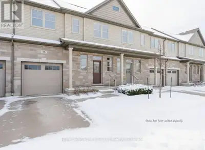 Unlock the potential of this charming townhouse condo, perfect for investors or first-time homebuyer...