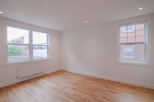 fully refurbished 2-bedroom at 5552 Snowdon, Feb 1st - ID 167 in Long Term Rentals in City of Montréal - Image 9