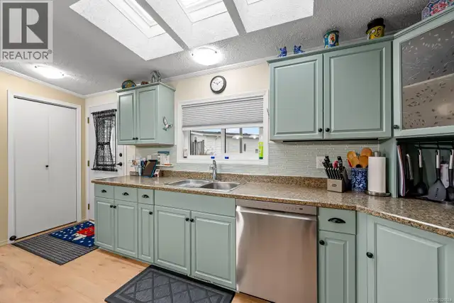 114 4714 MUIR Rd Courtenay, British Columbia in Houses for Sale in Comox / Courtenay / Cumberland - Image 7