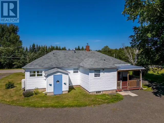 2252 Highway 1 Upper Clements, Nova Scotia in Houses for Sale in Annapolis Valley - Image 6