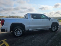 For a quick response please text 403-820-9940. AMVIC licensed business The 2023 GMC Sierra 1500 Dena... (image 8)