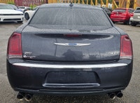 2018 Chrysler 300 Touring AWD Luxury, Comfort & Confidence Year-Round Experience premium comfort wit... (image 4)