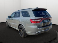 This Dodge Durango has a powerful ESG 6.4L SRT(R) HEMI(R) V8 w/ FuelSaver MDS engine powering this A... (image 3)