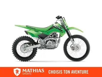 Concessionnaire des véhicules neufs et d'occasion. Motocross KAWASAKI KLX140R F 2025 Offrant un déma...