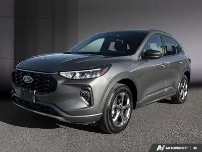 2024 Ford Escape Le Ford Escape ST-Line 2024 combine polyvalence et sportivité dans un VUS compact c...