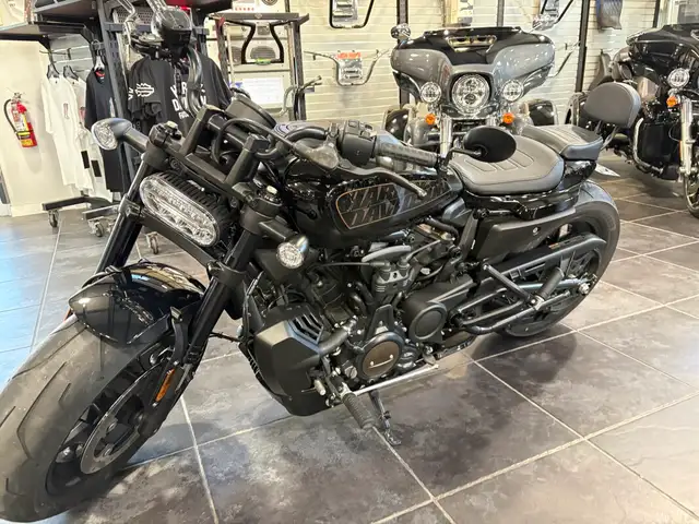 2023 Harley-Davidson Sportster S in Sport Bikes in Sudbury - Image 11
