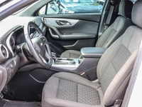 Experience the perfect blend of power and style with this 2020 Chevrolet Blazer AWD LT in elegant wh... (image 2)