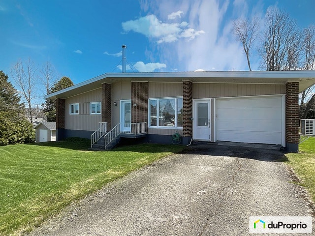 $315,000 - Bungalow for sale in Amqui — photo 1