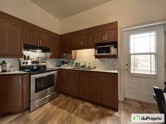 $1,585,000 - Triplex for sale in Ville-Marie (downtown, old Mtl) — photo 3